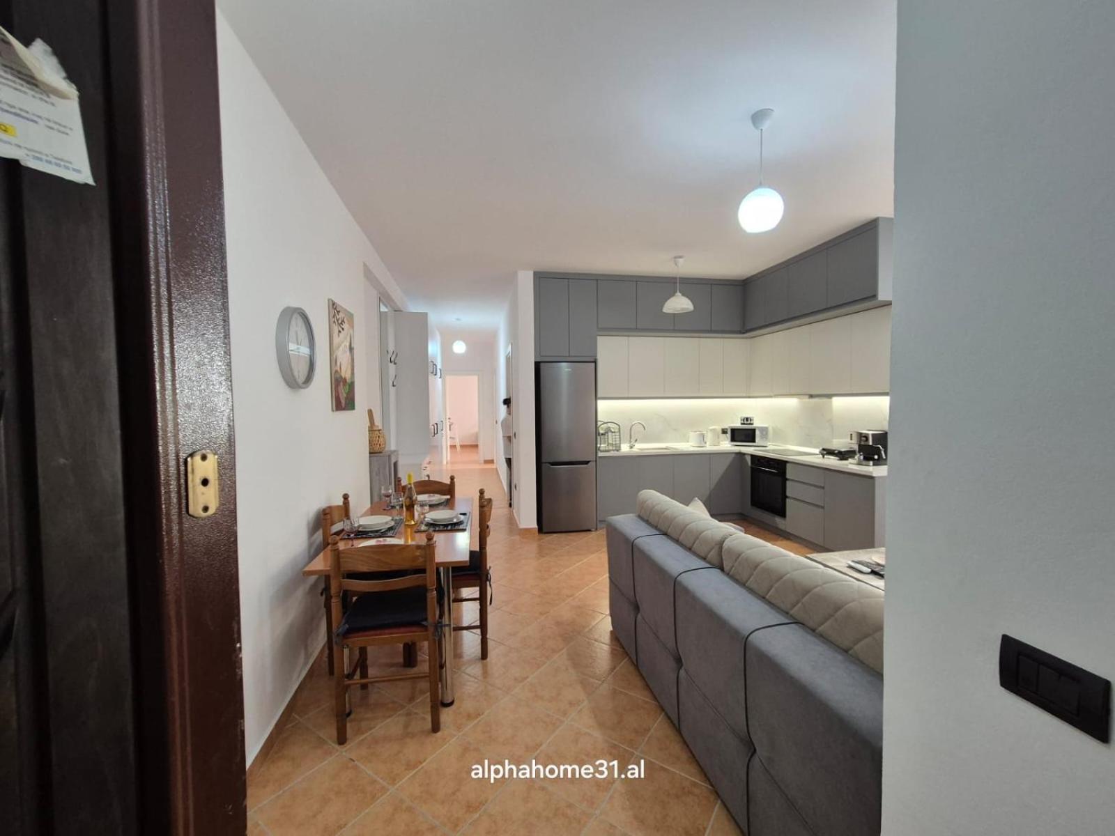 Albert Apartment *